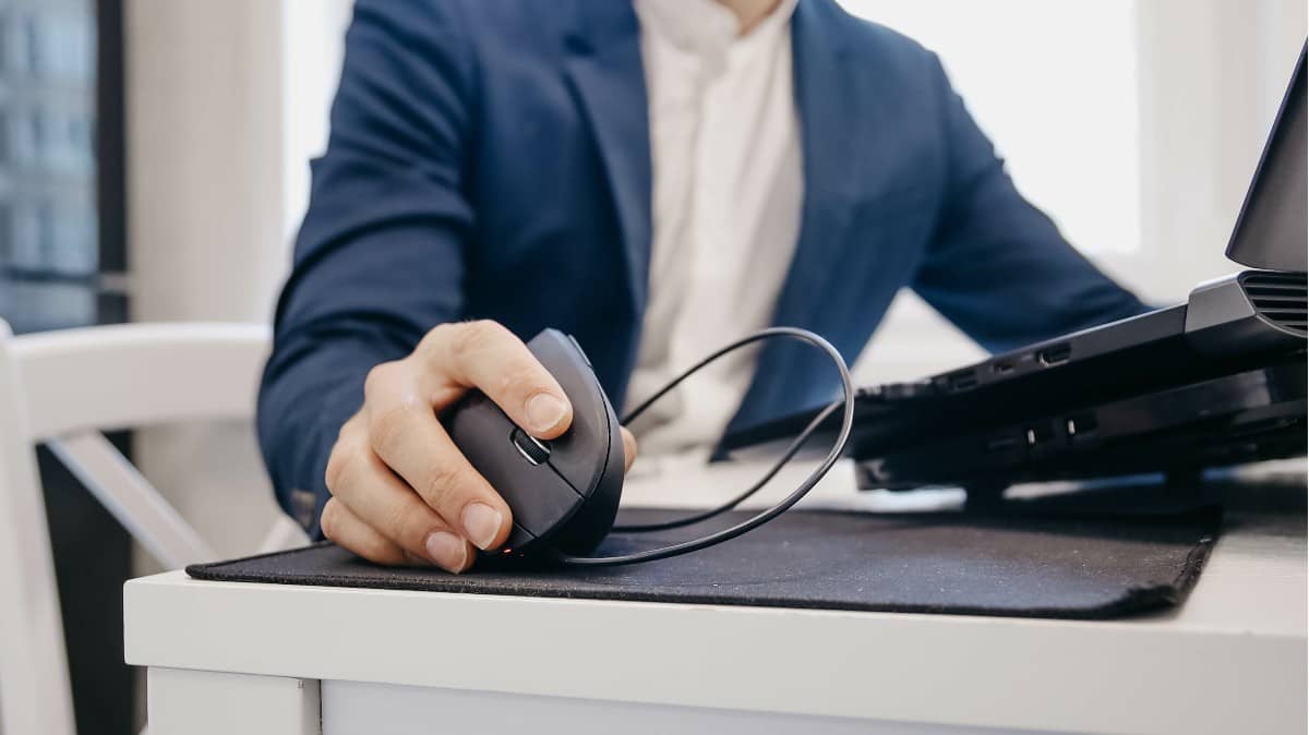 Imagem de Os 8 Melhores Mouses Verticais